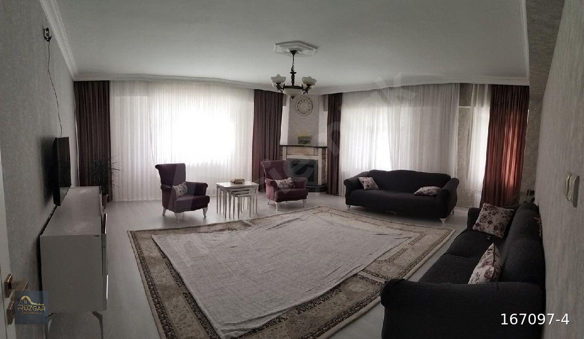 DİCLEKENT ,DÜNYA KAVŞAĞI KAVŞAĞI CİVARI ,GÜZEL KONUMDA ,3+1 TEMİZ ORTA KAT DAİRE