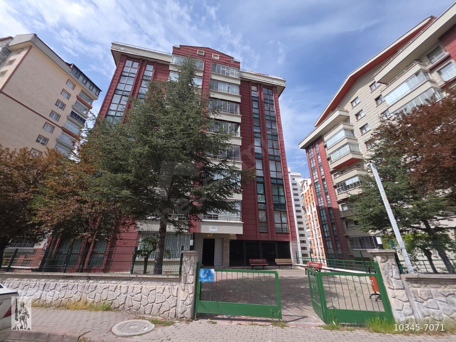YENİMAHALLE BARIŞTEPEDE ASANSÖRLÜ MANZARALI DUBLEKS