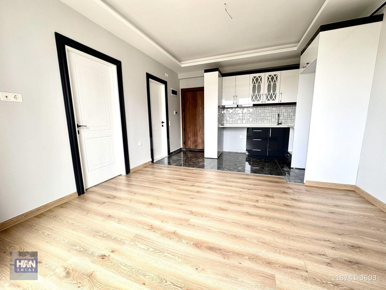 HAN EMLAK'TAN DENİZE 250 M MESAFEDE SİTE İÇİ 1+1 KİRALIK DAİRE