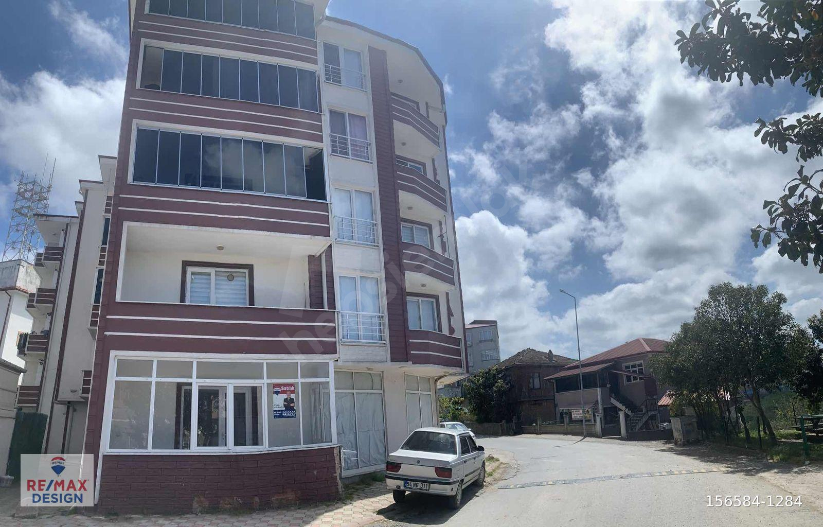 REMAX DESİGN KOCAALİ MERKEZDE 110 M2 2+1 SATILIK DAİRE