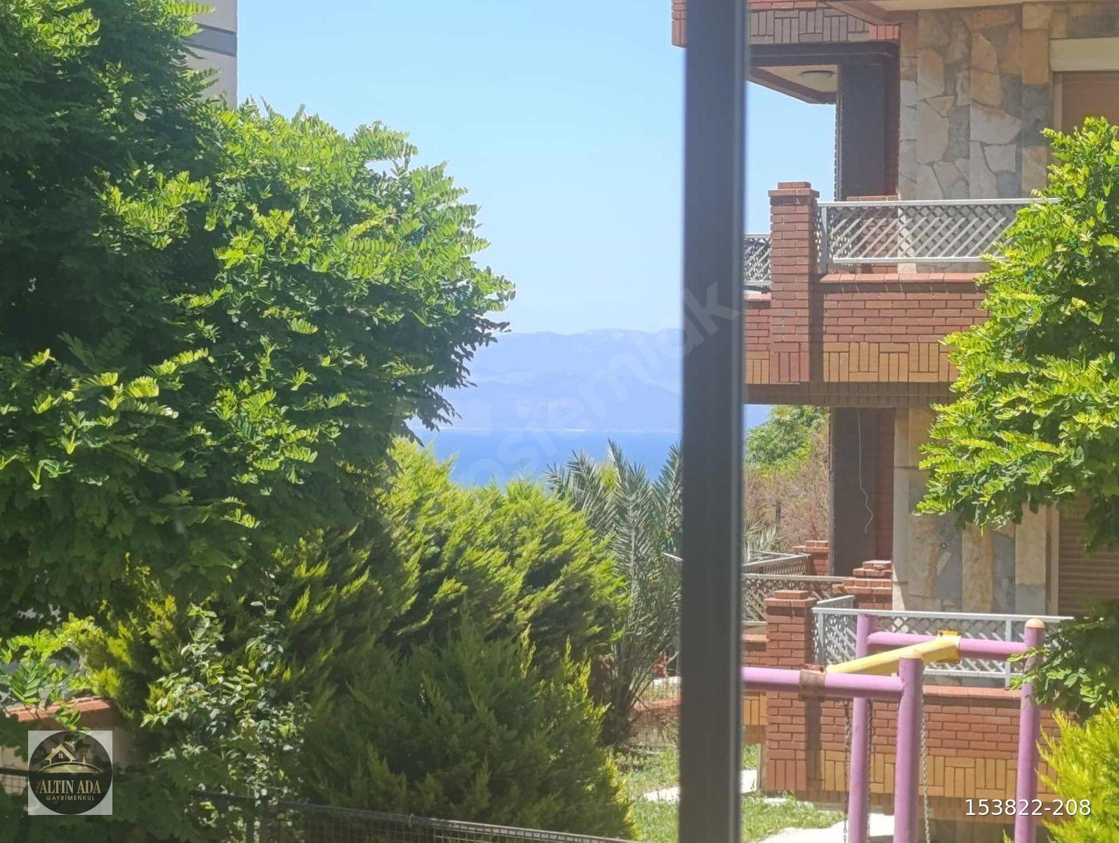 KUŞADASI MERKEZDE ACİL SATILIK 3 + 1 DAIRE