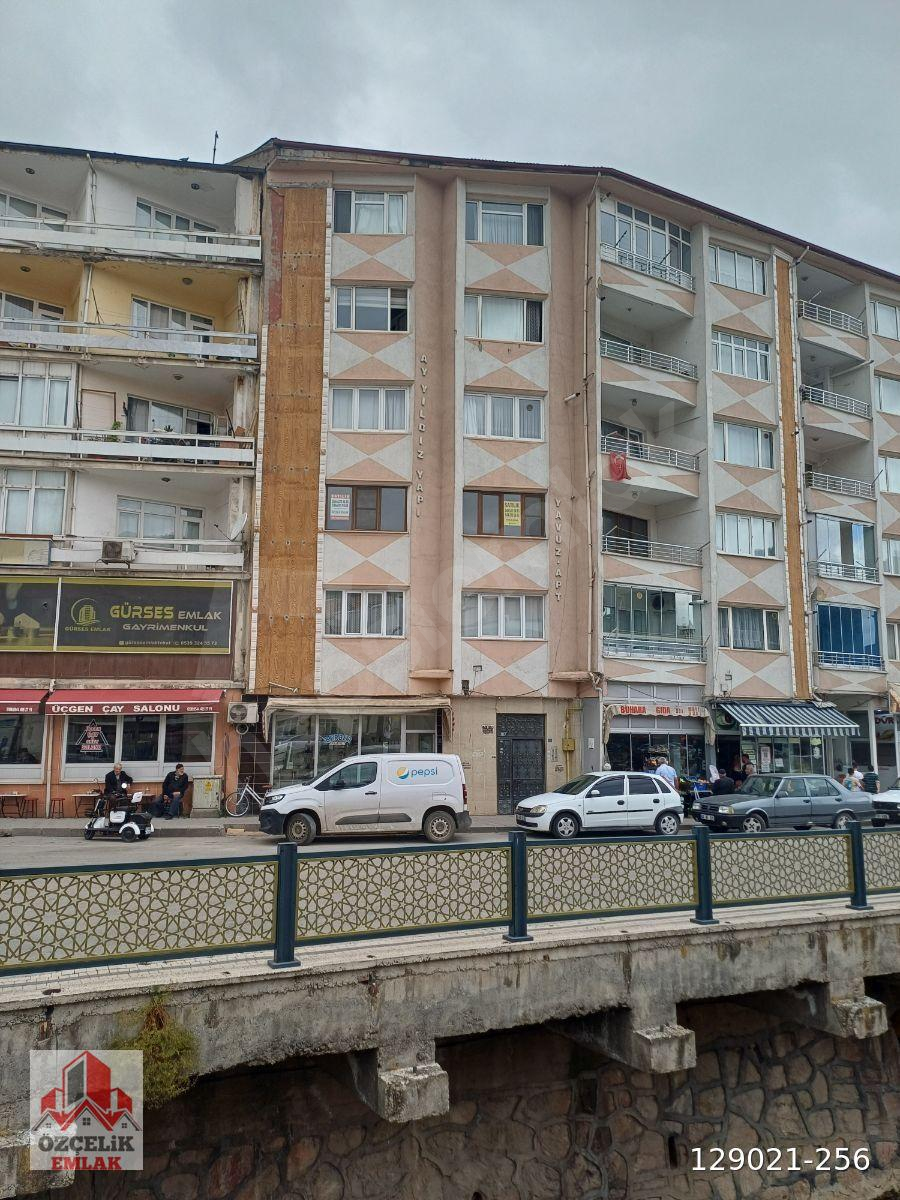 SATILIK 3+1 DAİRE BEHZAT ÜÇGEN KAVŞAĞI YOLA CEPHE TOKAT MERKEZ