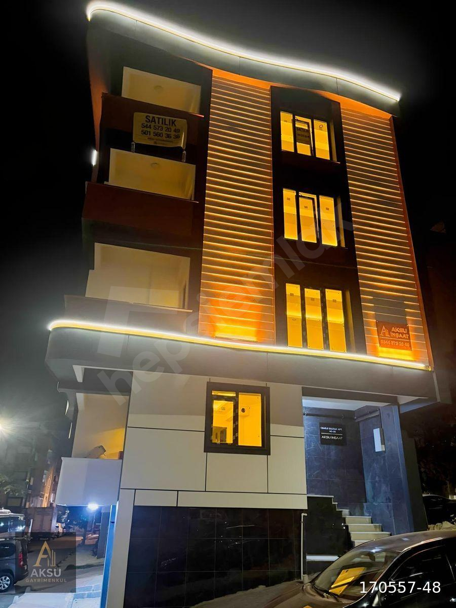 SATILIK SIFIR 2+1 KÖŞEBAŞI ÜÇ SOKAĞA CEPHELİ EMSALSİZ