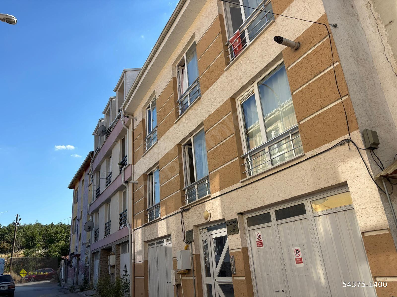 ÇİZGİ'DEN BÜYÜKDERE YURTLAR KARŞISI(KYK)EŞYALI KİRALIK 1+1
