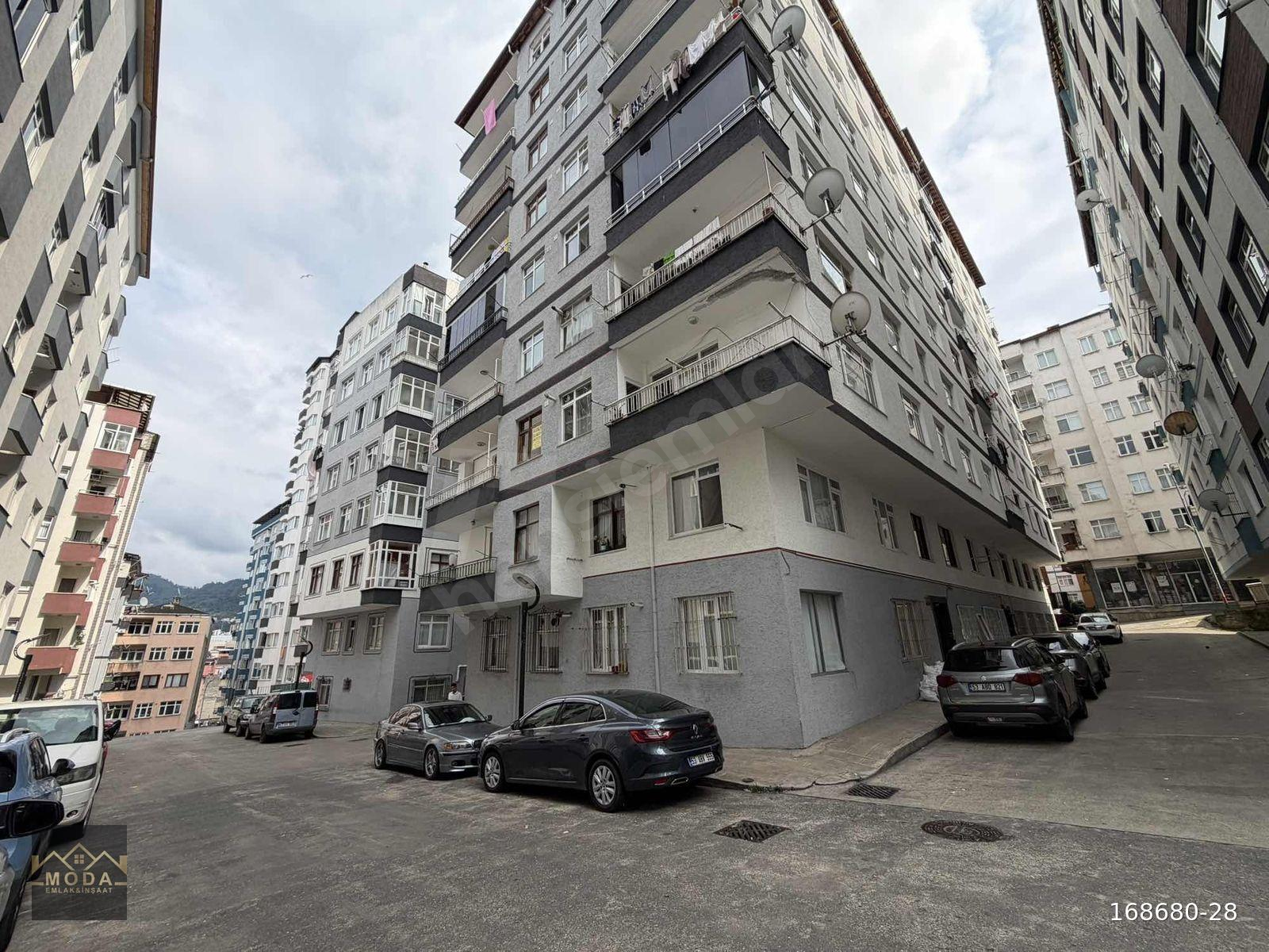 -MODA EMLAKTAN-TOPHANE MAH.MERKEZE YÜRÜME 3+1 KİRALIK DAİRE.