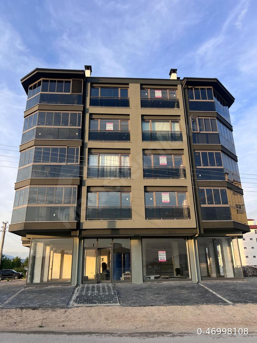 BOLUNUN YENİ GÖZDESİ İTFAİYE BULVARINDA SATILIK LÜKS 3+1 DAİRELER