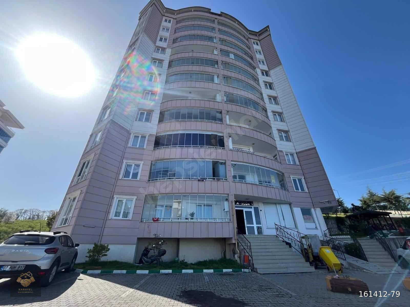 KARAYELDEN HAMİDİYEDE 3+1 145M2 GENİŞ DAİRE(EMİNEVİM VB UYGUN)