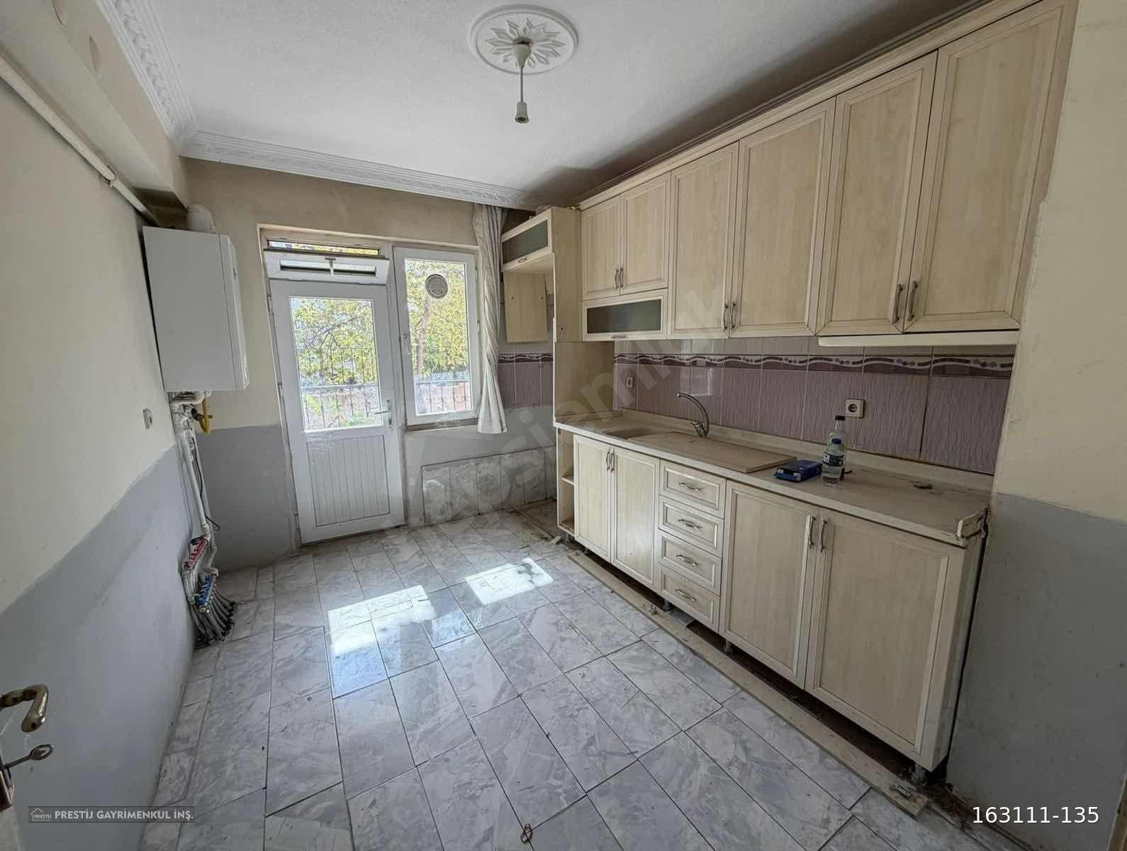 ''PRESTİJDEN KÖK TAPU ACİL EMSALSİZ 3+1 FIRSAT DAİRE'