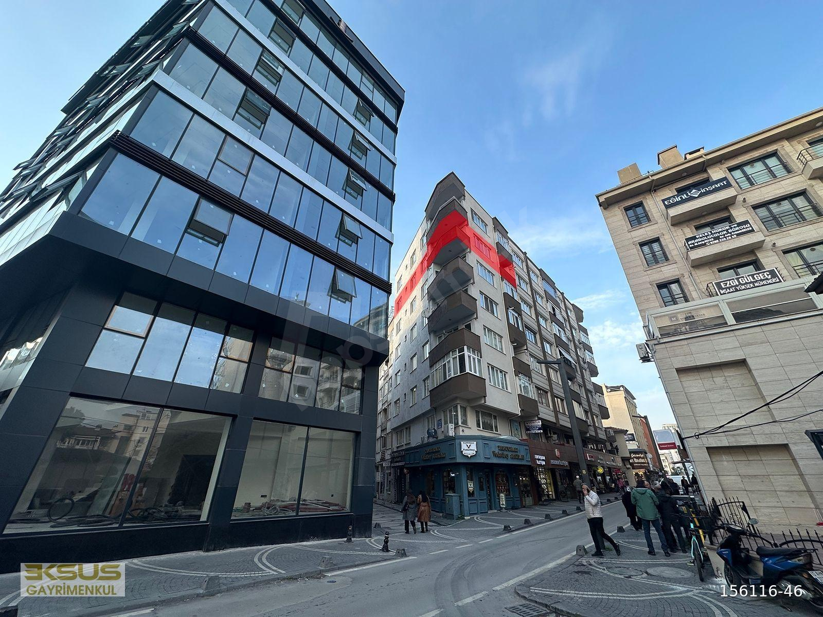 BALIKESİR ÇARŞI MERKEZDE SATILIK 2+1 DAİRE