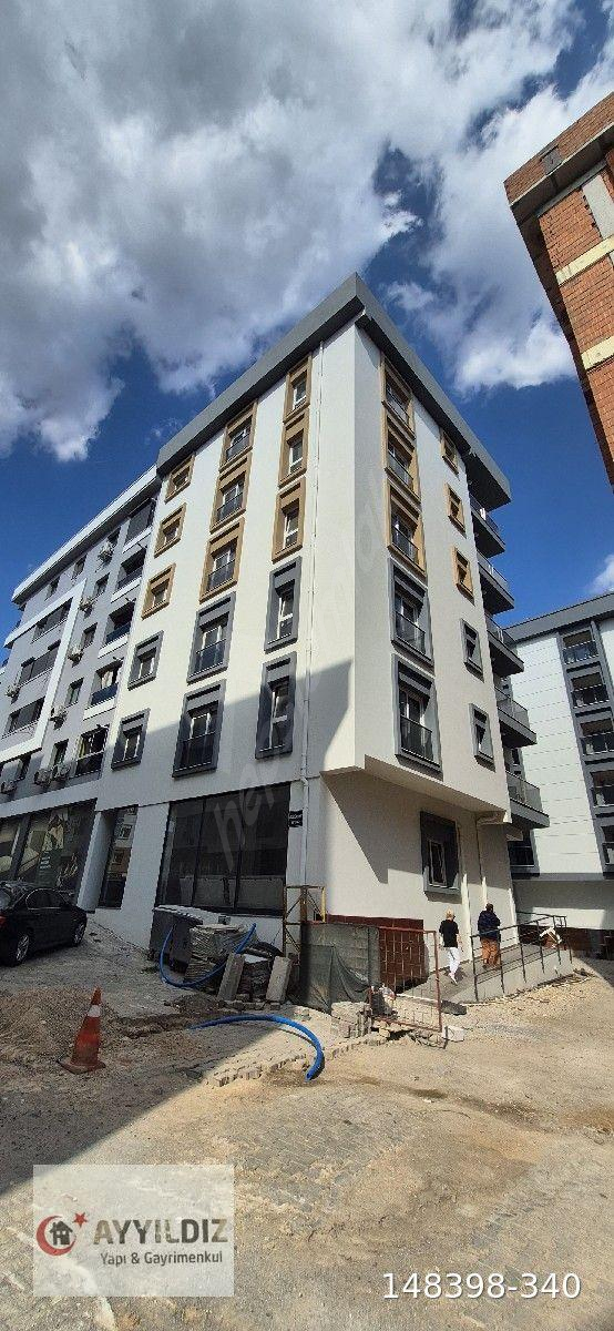 BORNOVA DA 1+1 KİRALIK LÜKS DAİRE