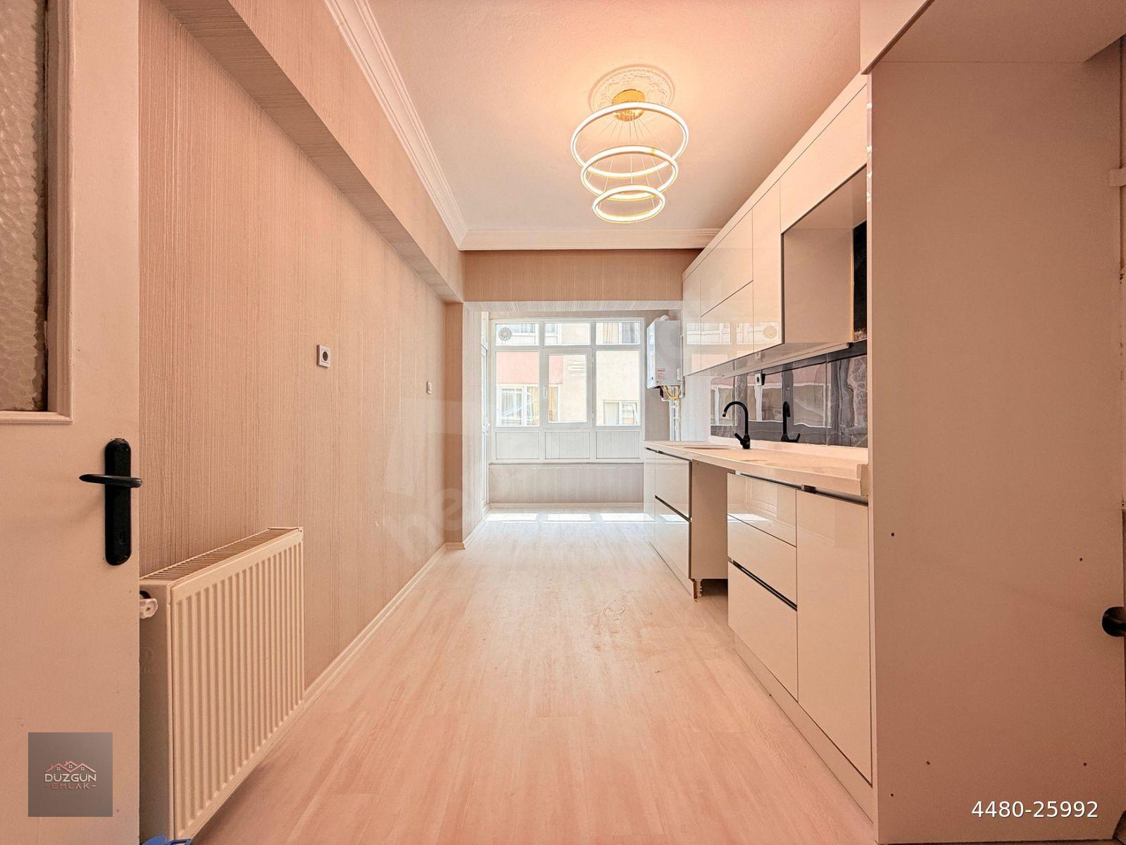 DÜZGÜN EMLAK'TAN FATİH MAH. ORTA KATTA MASRAFSIZ 3+1 FIRSAT DAİRE