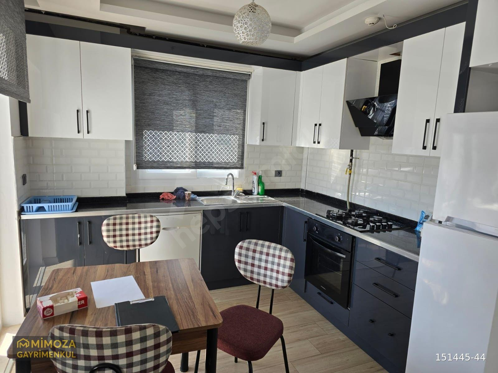 TECE'NİN MERKEZİNDE KİRALIK EŞYALI 2+1 DAİRE