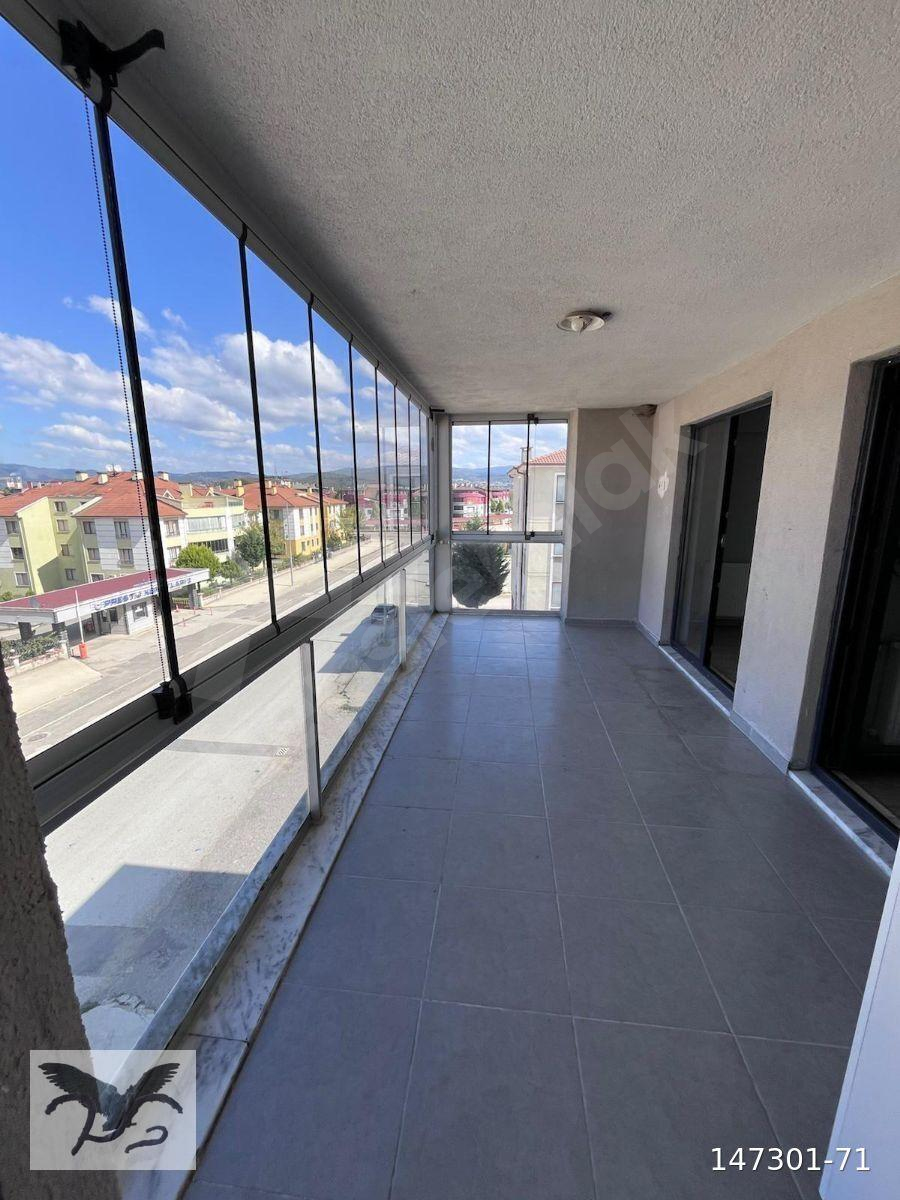 Düzce Beyciler Mahallesinde Ebeveyn Banyolu Kİralık 3+1 Daire