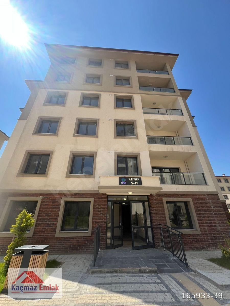 MALTEPE TOKİ ATIŞOKULU 7.ETAP ÇİFT BANYOLU 2+1 KİRALIK DAİRE