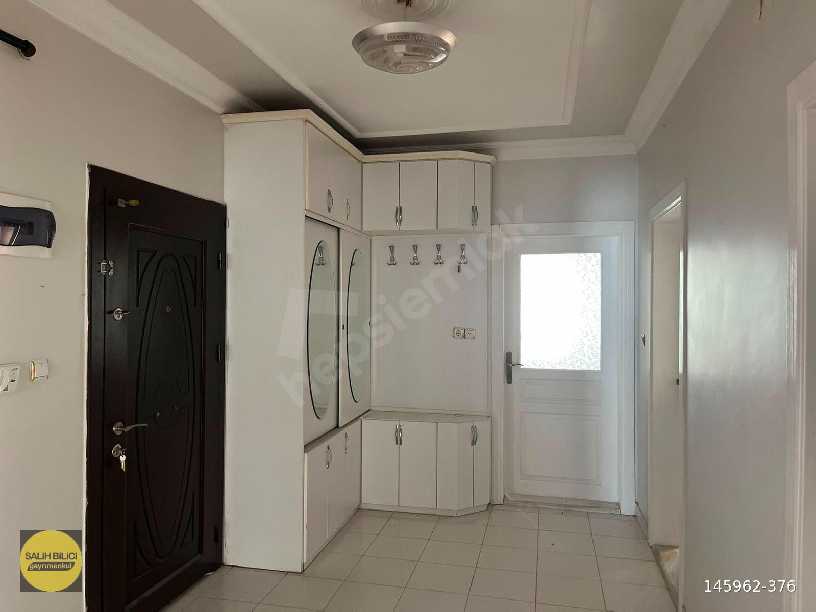SALİH BİLİCİ GAYRİMENKUL'DEN KONYA/KARAPINAR KALE MAHALLESİ'NDE 3+1 KİRALIK DAİRE