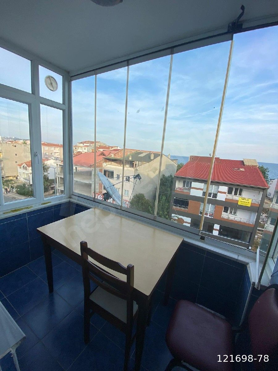 Tekirdağ Altınova da Ana cadde üstü Eşyalı daire