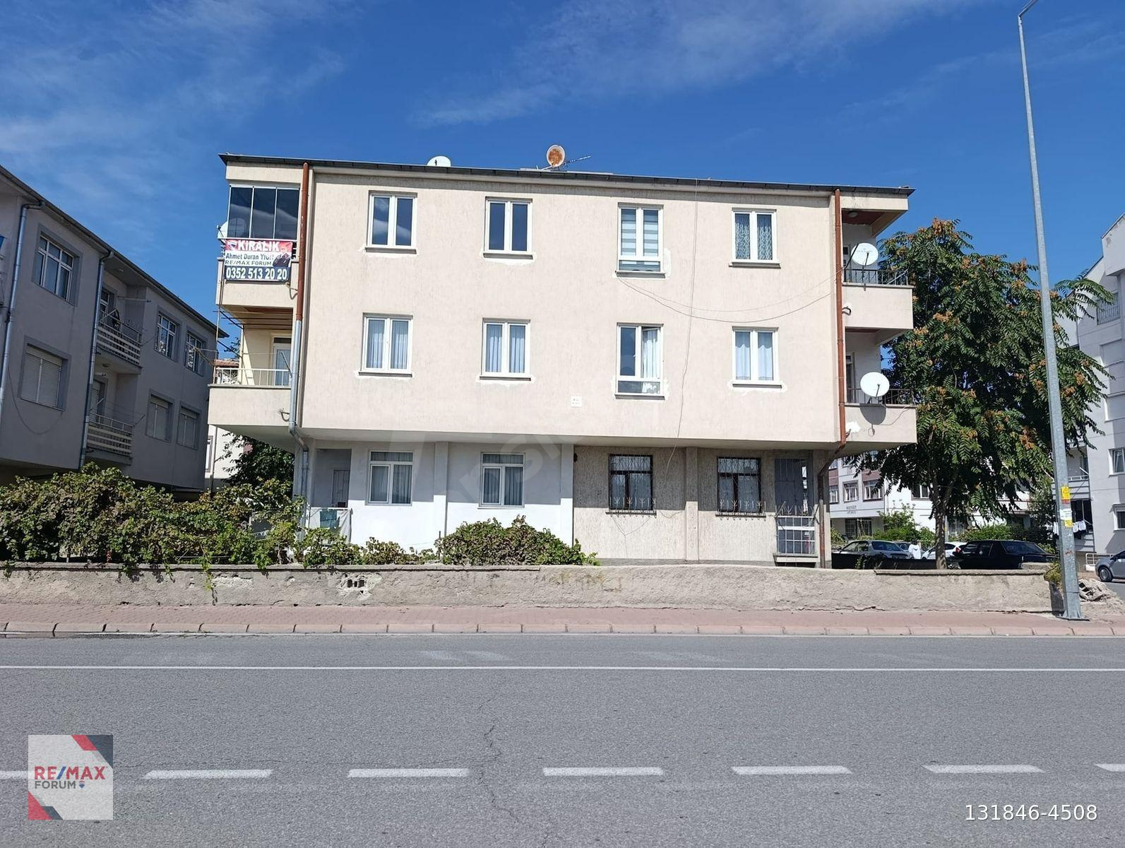 Yeni Mahallede Kiralık 3+1 Daire