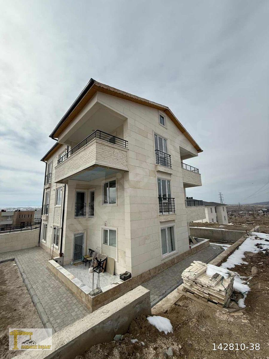 KARAKIZ EMLAKDAN EVKA MAH SATILIK 3+1 VE KILERLI LUKS DAİRELER