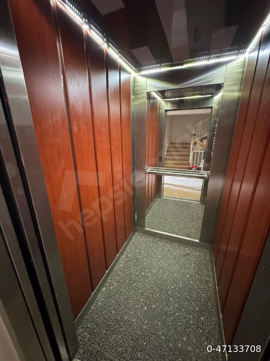 AKŞEHİR KOZAĞAÇ TOKİ'DE 140 M² 3+1, ASANSÖRLÜ, BAKIMLI DAİRE