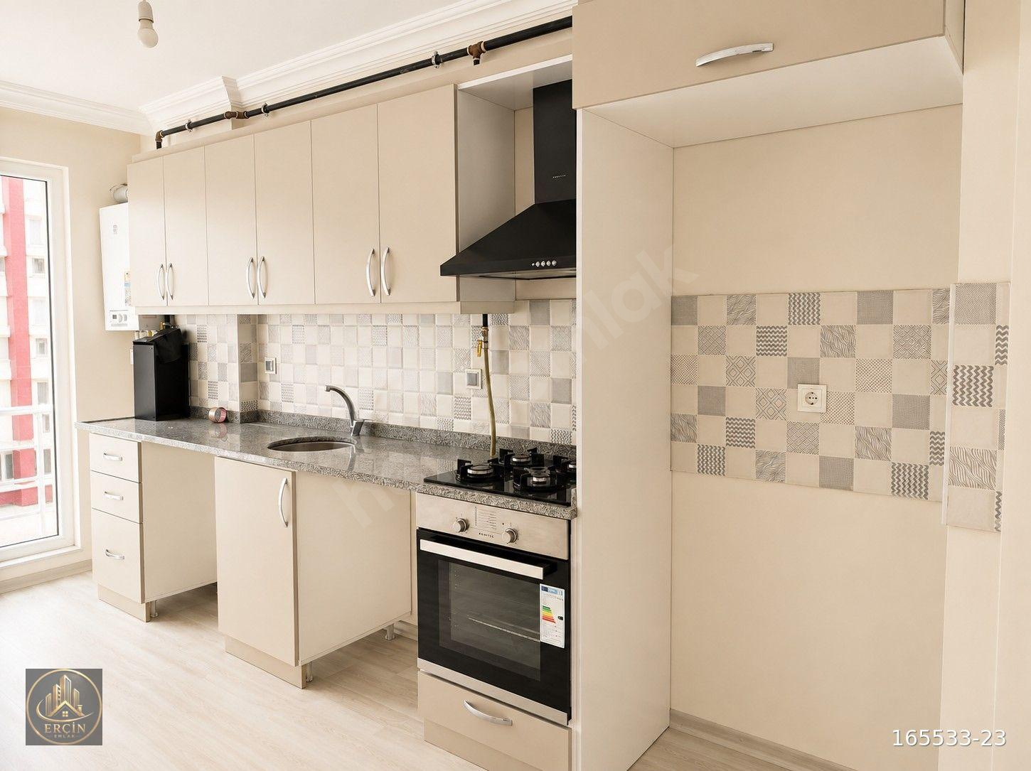 FIRSAT! EMEK MAHALLESİNDE 75 M² SATILIK GENİŞ 2+1