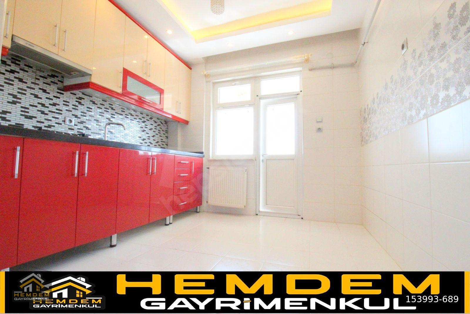 HEMDEM GAYRİMENKUL'DEN ERTUĞRULGAZİ'DE SİTE İÇİ ÖN CEPHE MANZARALI 3+1 SATILIK DAİRE