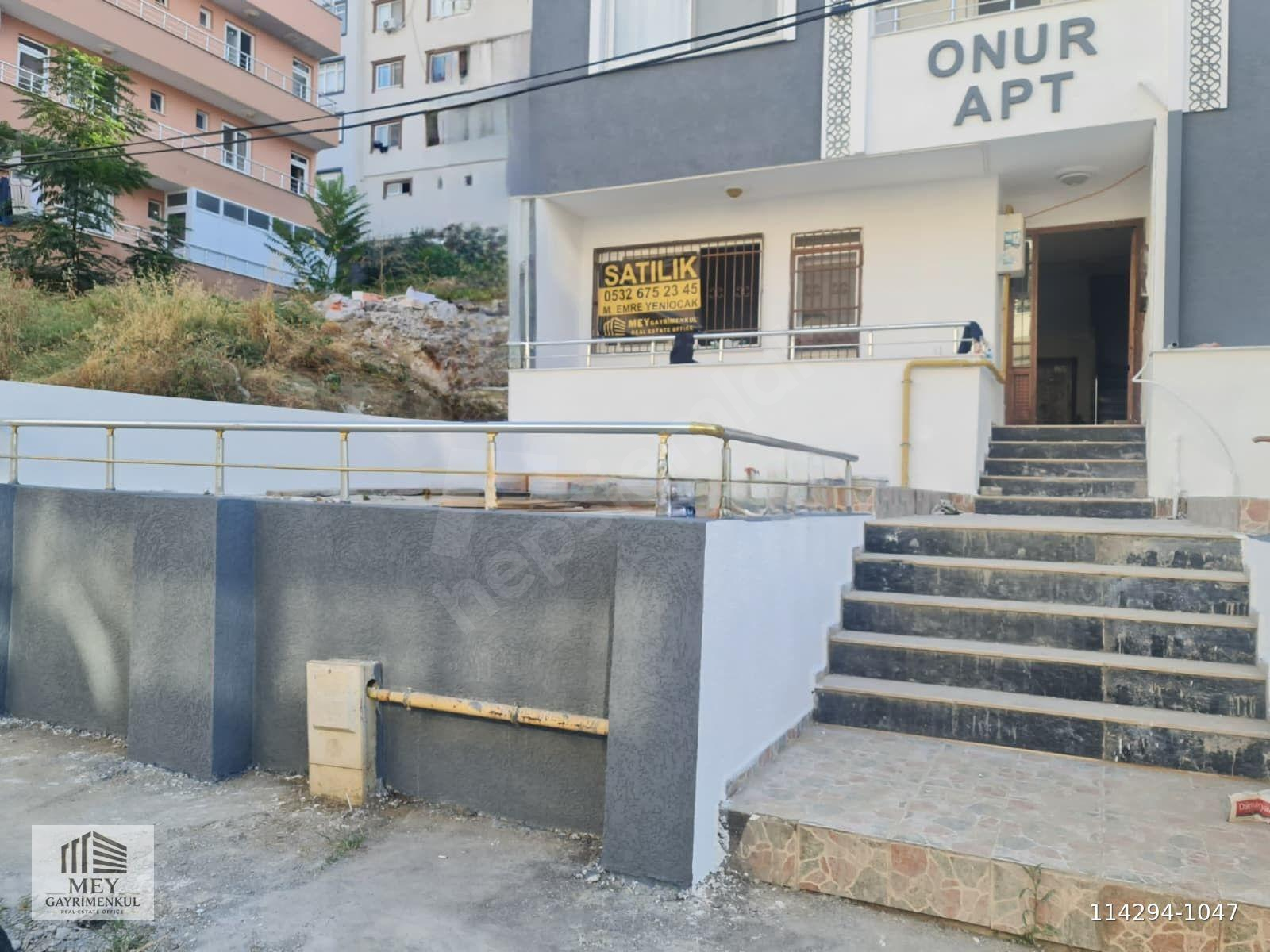 İSMET İNÖNÜ MAHALLESİ'NDE ANAYOLA YAKIN KONUMDA TERASLI SATILIK FIRSAT DAİRE