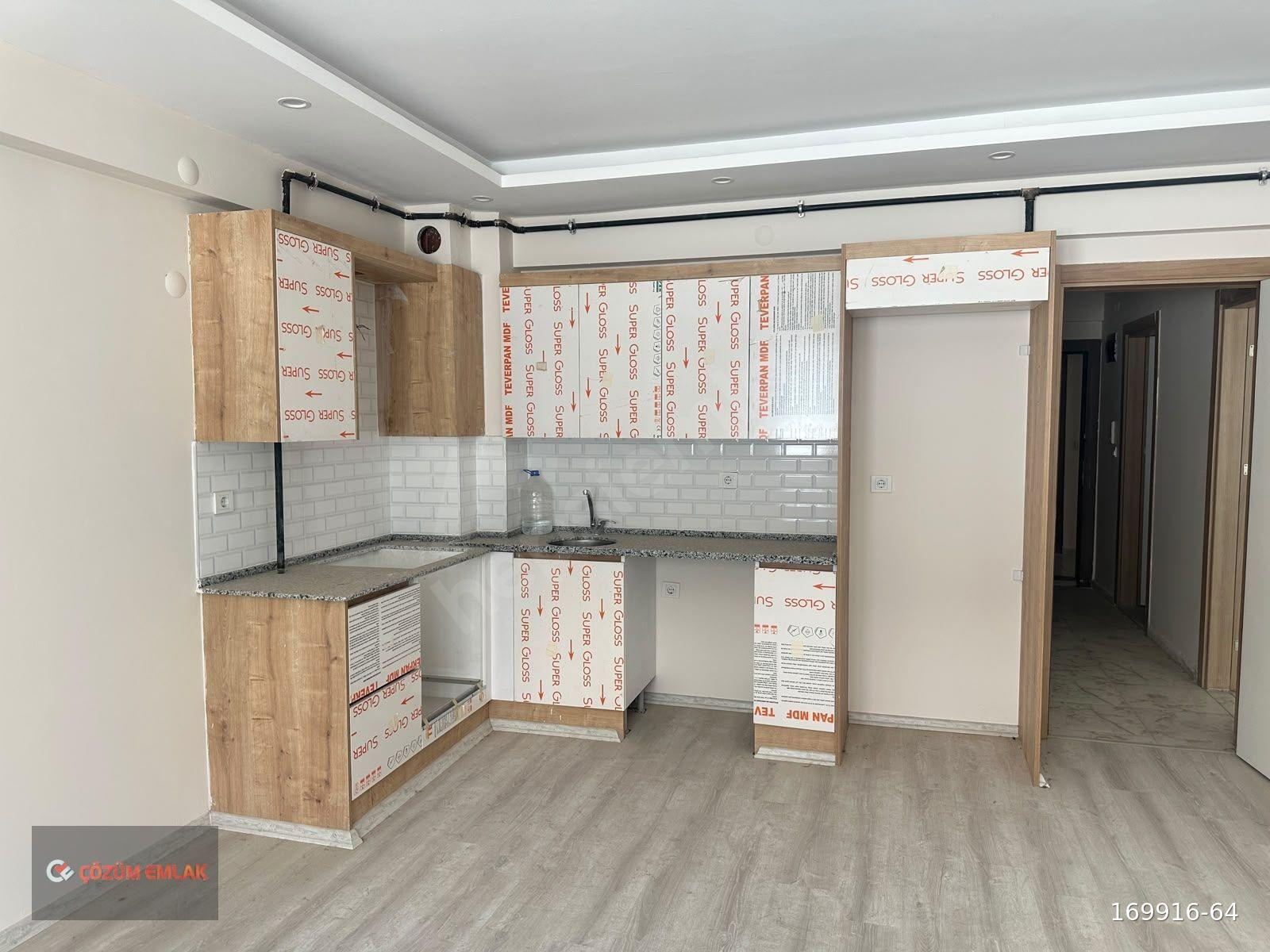 ÇÖZÜM EMLAK'TAN MURADİYE'DE 4+1 TERASLI DUBLEKS SATILIK DAİRE