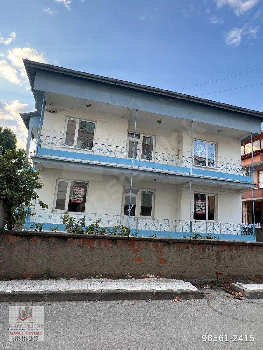 ARKADAŞ EMLAKTAN BAHABEY CADDESİ YEŞİL FIRIN CİVARINDA KİRALIK DAİRELER
