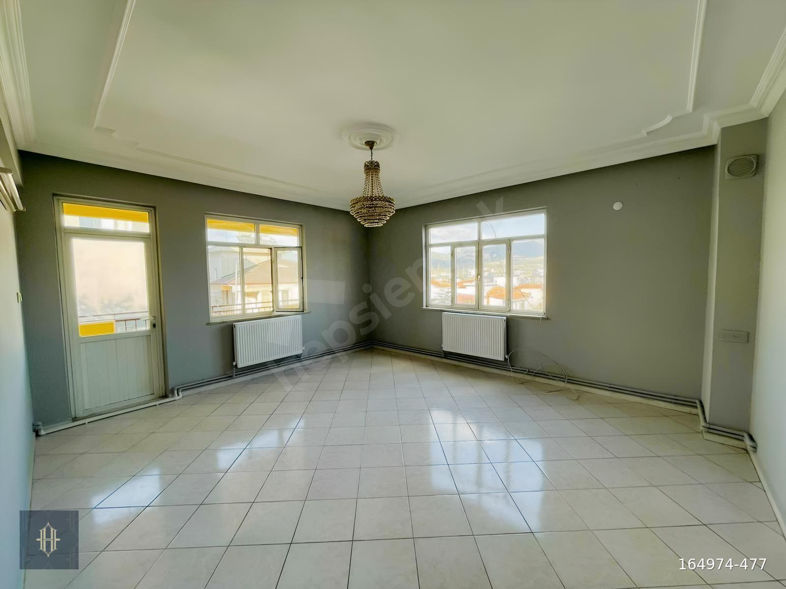 Milas-İsmetpaşa'da Kiralık 3+1 Doğalgazlı Daire Harmaya