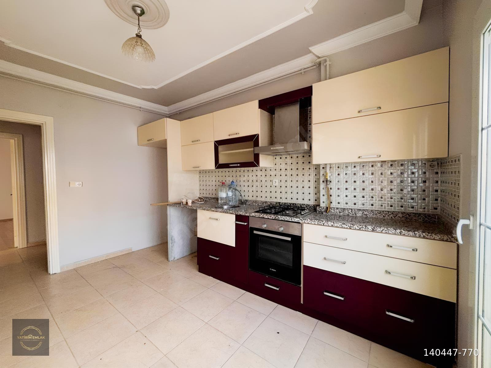 YATIRIM EMLAK'TAN TÜTÜNCÜ CAMİ CİVARINDA KİRALIK 3+1 DAİRE