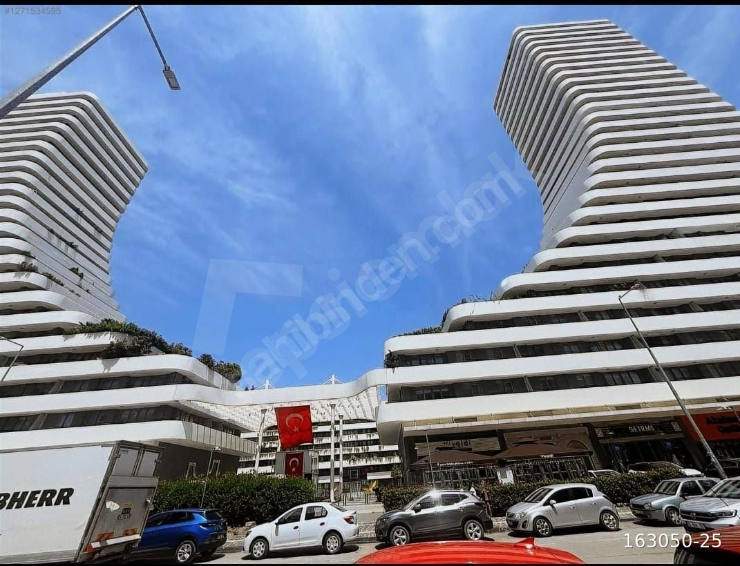 BURSA'NIN PRESTİJLİYERLERDEN BİRİ ODUNULUKBÖLGESİNDE KİRALIK4+1