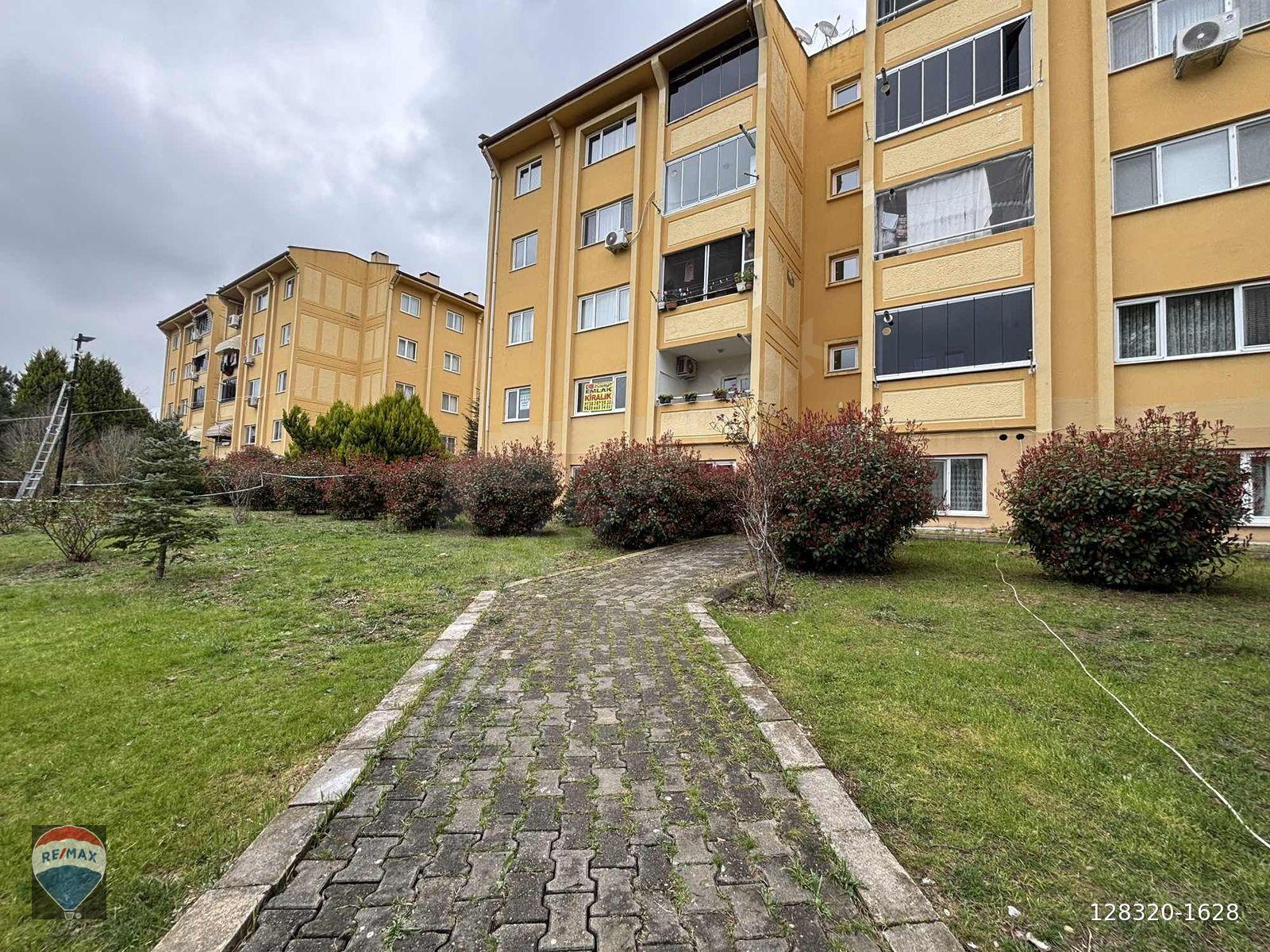REMAX MAVİ CANSU SOY'DAN AYÇİÇEĞİ VADİSİNDE SATILIK 3+1