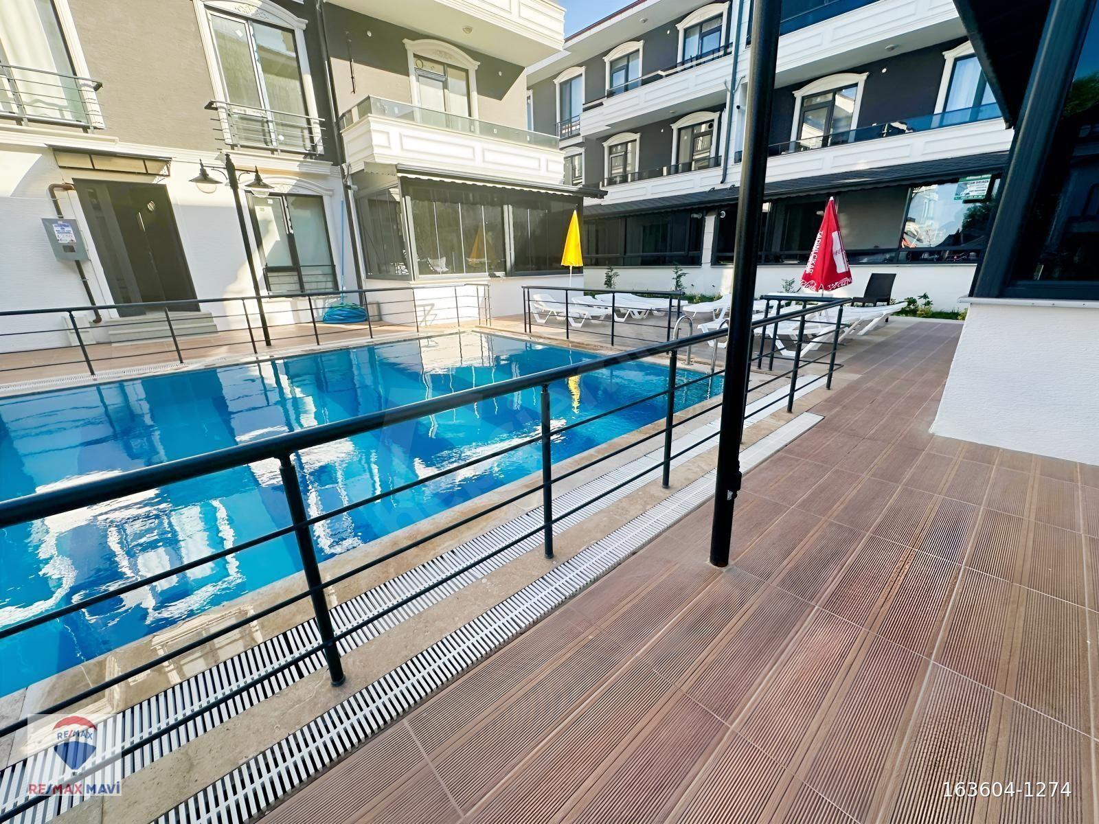KARASU'DA SAUNA HAMAM SPOR SALONU OLANAKLI SATILIK 2+1 DAİRE