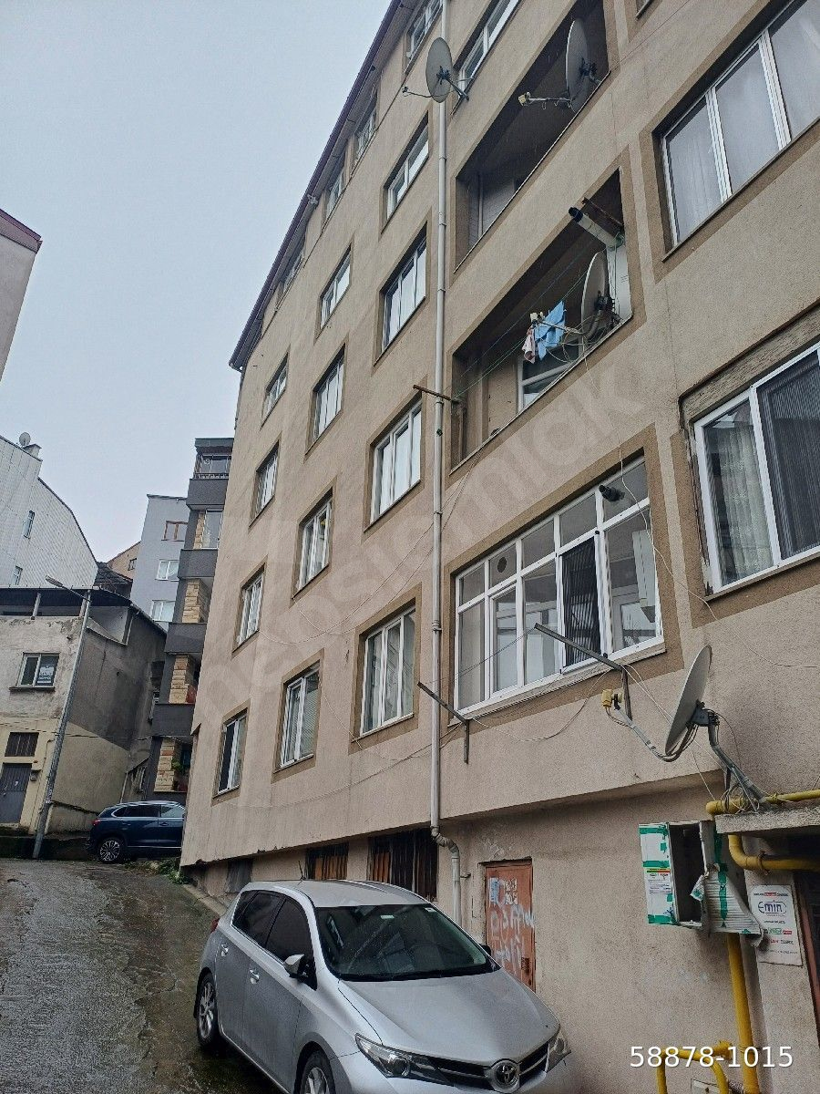 Asil gayrimenkulden Meydana yakın Satılık Daire