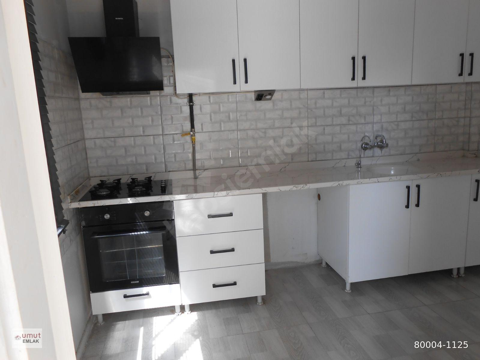 HUZUREVLERİNDE KİRALIK 175 M2 3+1 AÇIK MUTFAK DOGALGAZ KOMBİLİ DAİRE