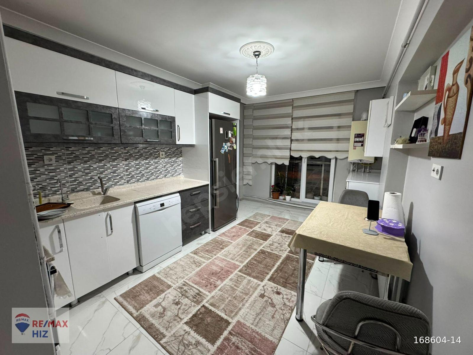 Remax Hız'dan Satılık 4+1 Dubleks Daire (150m²)