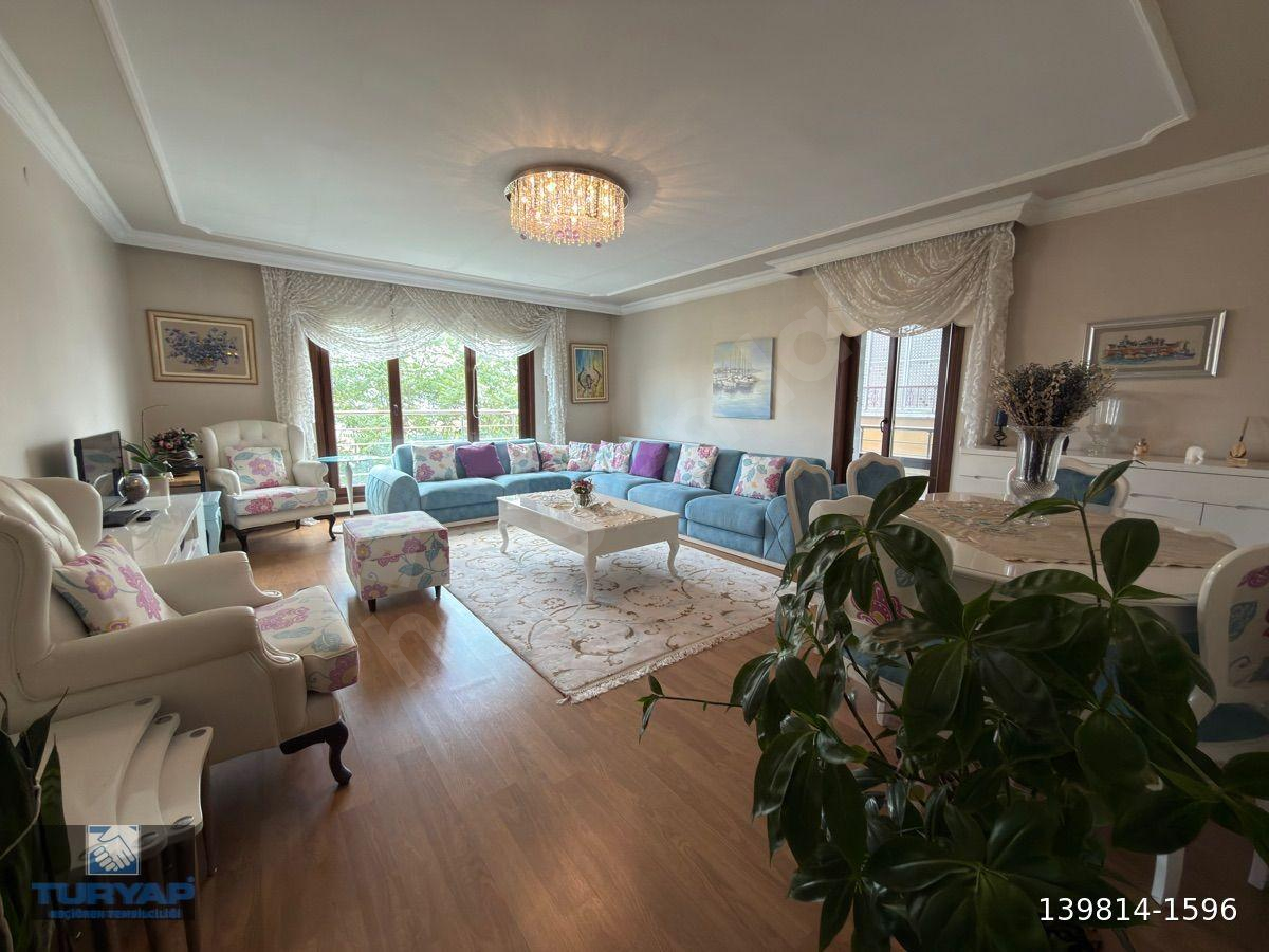 TEPEBAŞI MAH 3+1 YENİ BİNA MANZARALI ASANSÖRLÜ E.BANYOSU 1.KAT SATILIK 120M²