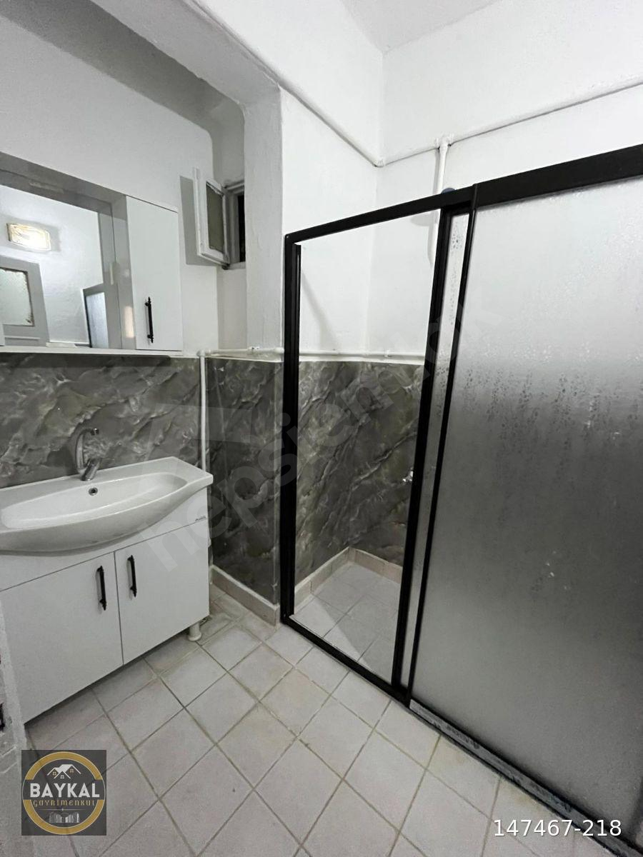 BAYKAL'DAN FORUM AVM KARŞISI KILIÇASLAN'DA YAPILI DAİRE