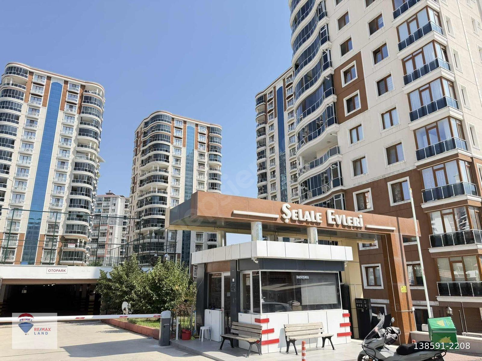 EDİRNE MERKEZ'DE HAVUZLU SİTE İÇERİSİNDE SATILIK DAİRE