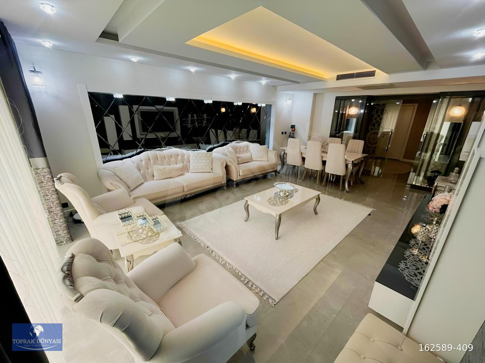 DENİZLİ SELÇUKBEY MAHALLESİNDE SATILIK LÜKS 4+1 DAİRE
