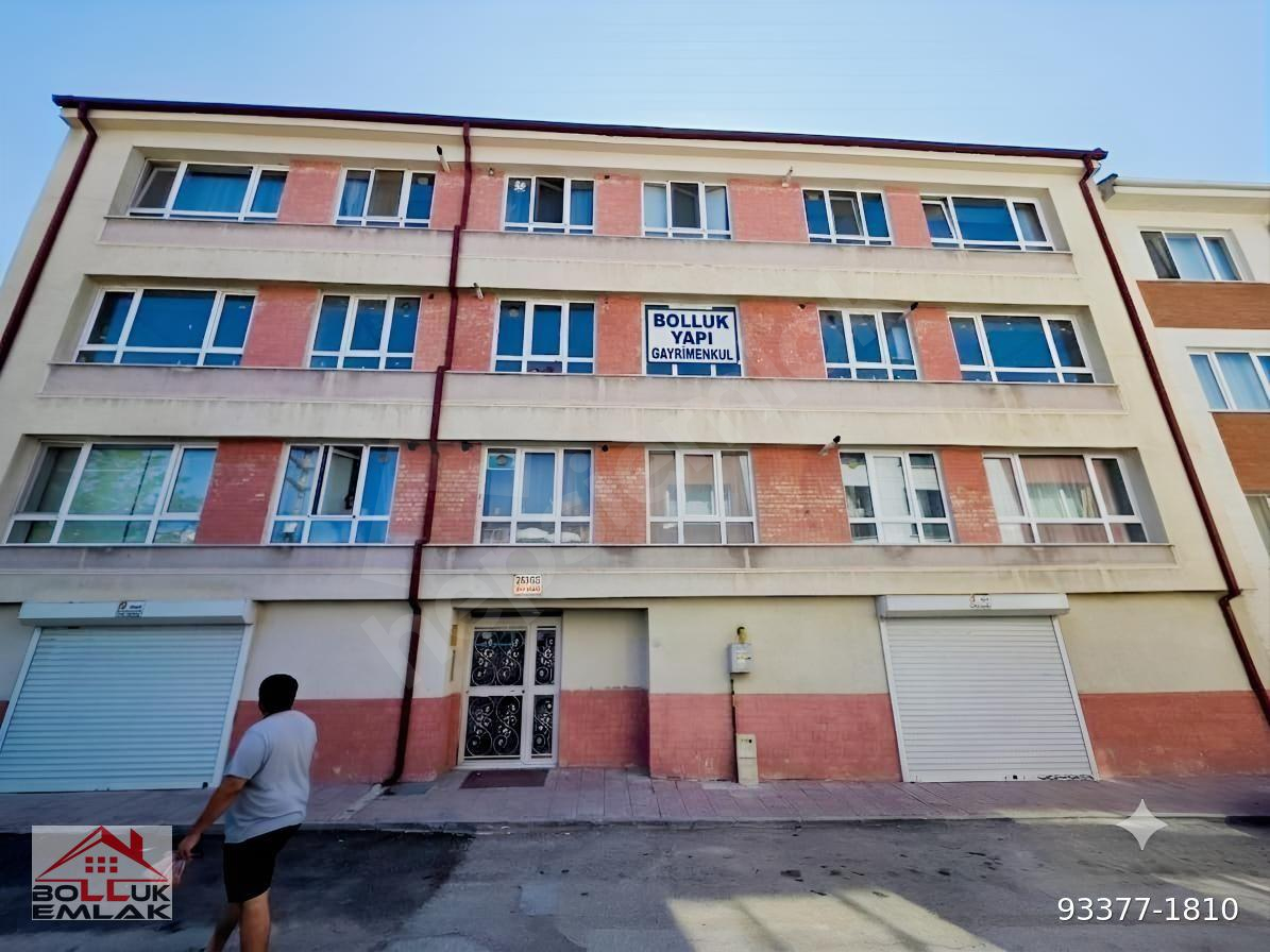 ŞİRİNTEPE 'DE 1+1 60 M2 AYRI MUTFAKLI DAİRE