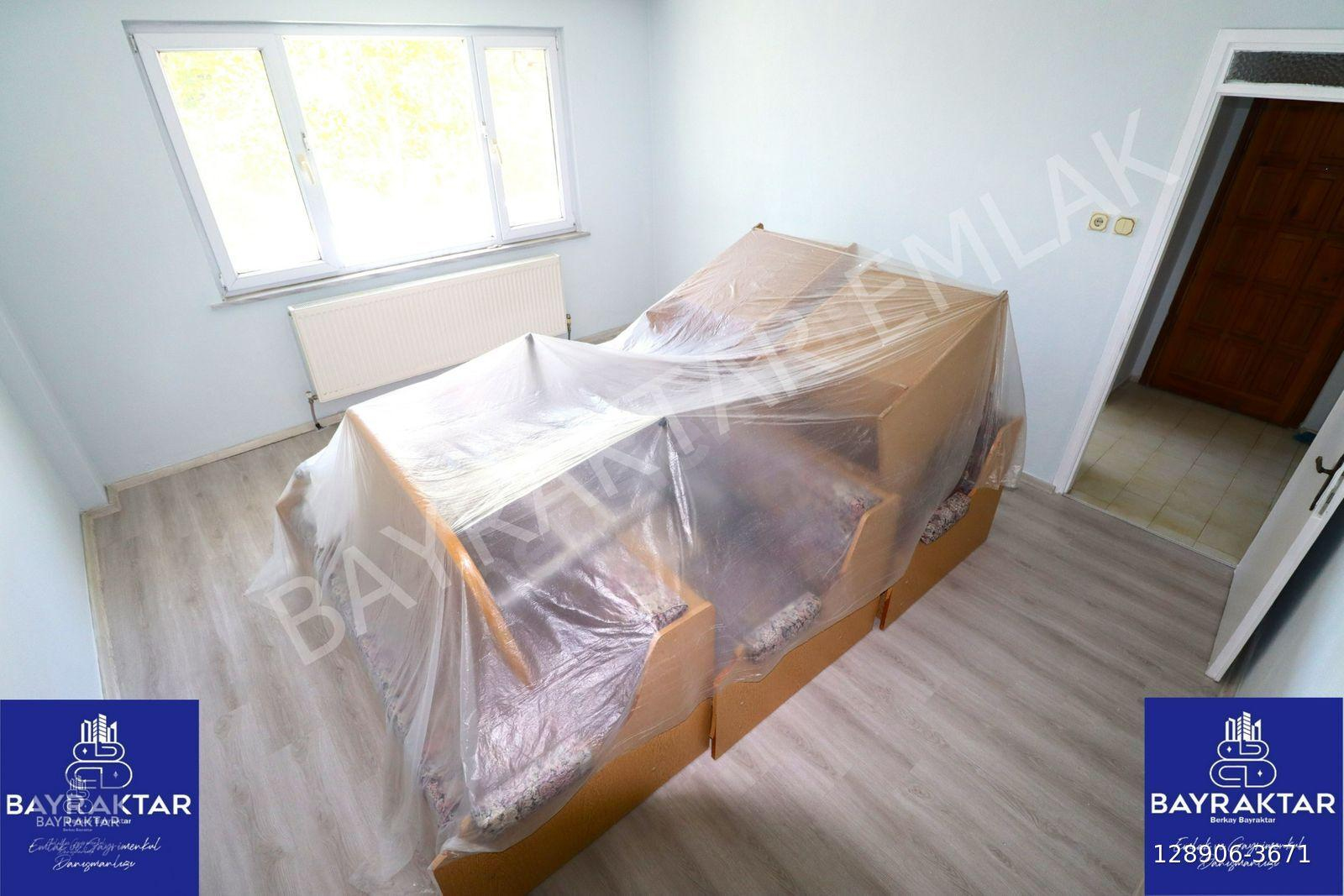 Bandırma Paşabayır Mahallesi Ordu Caddesi Yakınında Arakat 2+1 Kiralık Daire Bayraktar Emlak'tan
