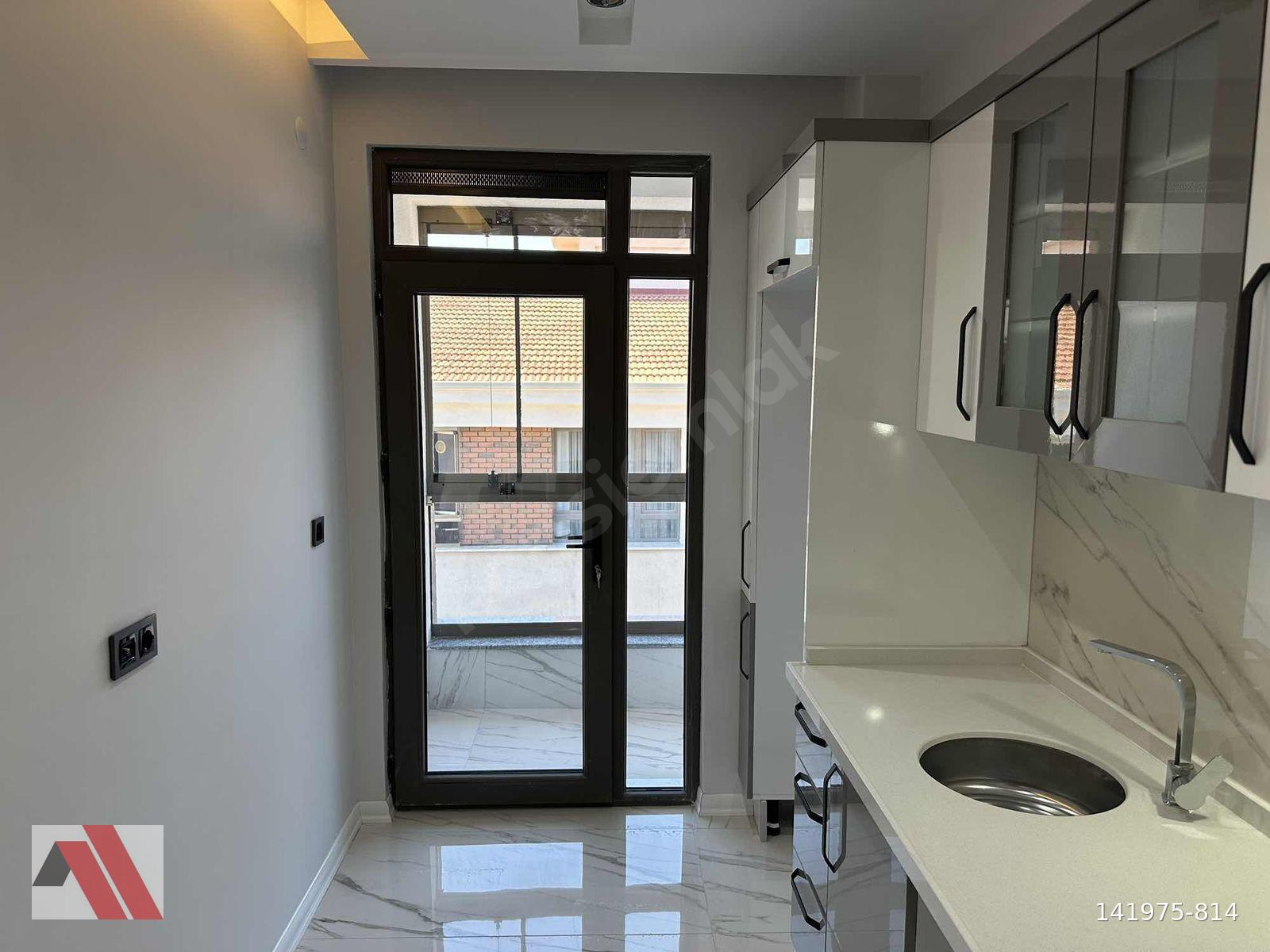 SÜMBÜLLER'DEN ORHANGAZİ MH. Z.ISITMA BALKONLU GENİŞ 2+0 DAİRE