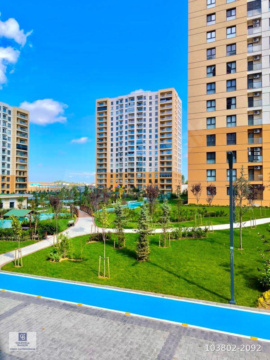 BİZİMEVLER 10 SATILIK 4+1 DAİRE GÖL MANZARALI GENİŞ VE FERAH