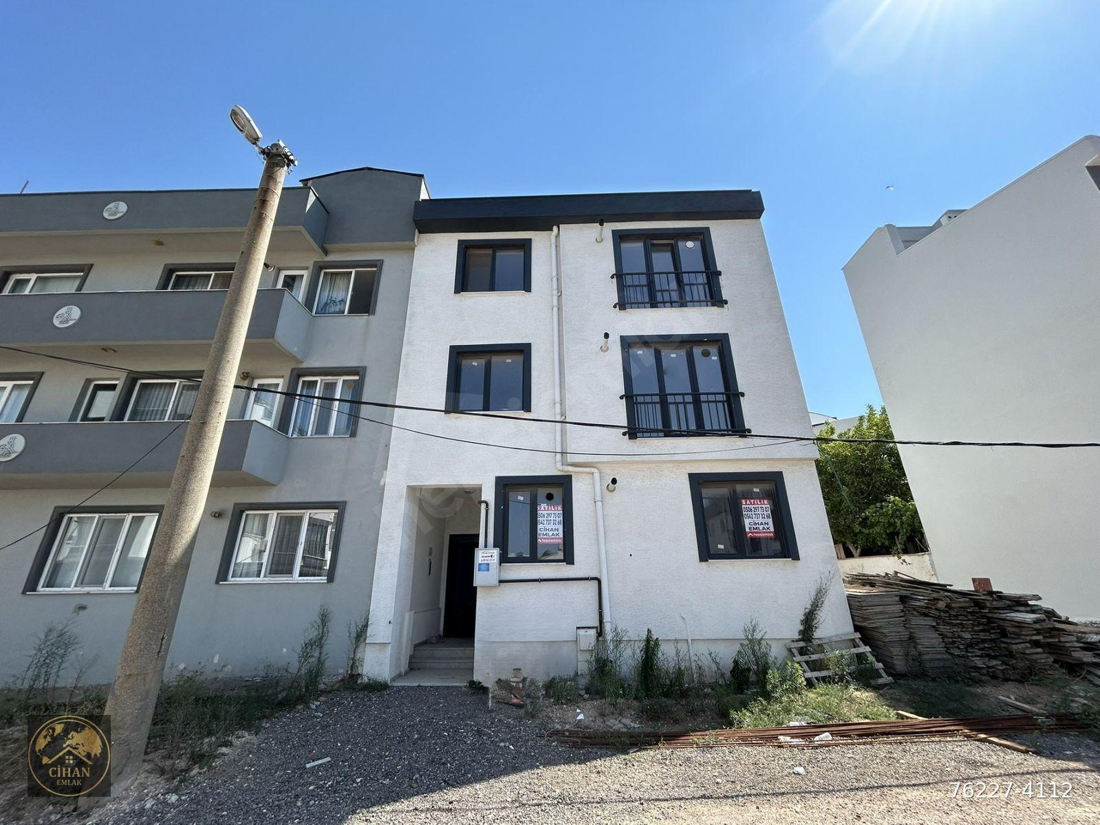 CİHAN EMLAKTAN SATILIK YENİ MAHALLEDE YÜKSEK GİRİŞ KELEPİR DAİRE