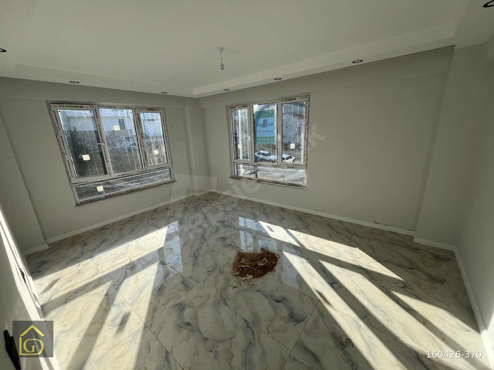 FRİGYA GM'DEN DİLEK CADDESİ DİBİNDE GENİŞ VE KULLANIŞLI 2+1
