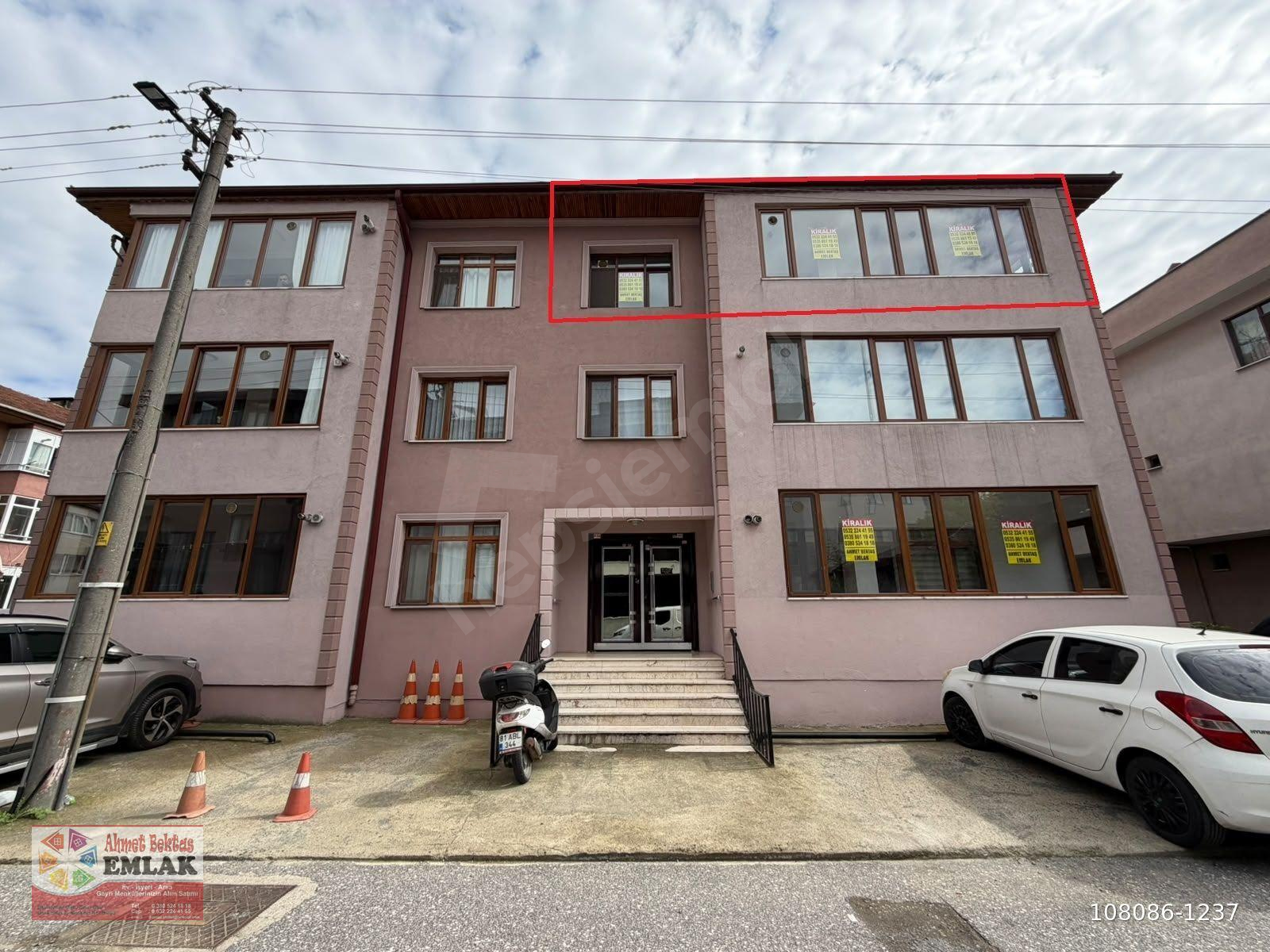BURHANİYE MAH. AHMET BEKTAŞ EMLAK'TAN 2+1 120M2 KİRALIK DAİRE...