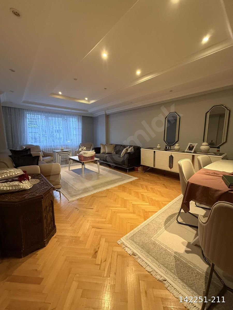 PİRAMİT GM'DEN TERMİNAL CADDESİNDE SATILIK 3+1 DAİRE