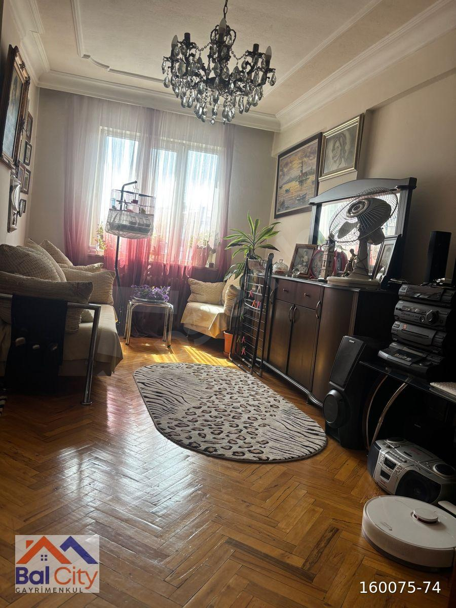 BALCİTY - Bahçelievler Mahallesi Girişi Merkezi Konumda 3+1 Oturumlu Satılık Daire