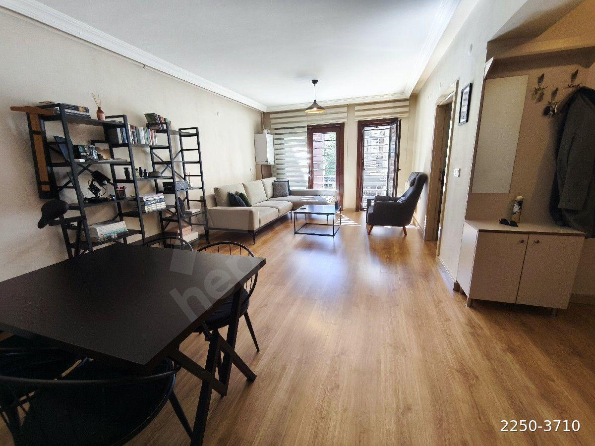 GARDEN'DEN GAZİ YAKINI GENÇ BİNADA KATTA BAKIMLI ÇOK GENİŞ 1+1 DAİRE